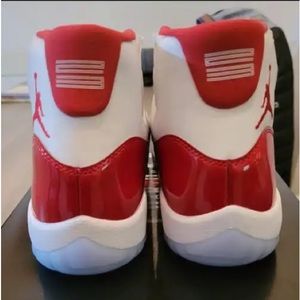 Air Jordan 11 cherry’s